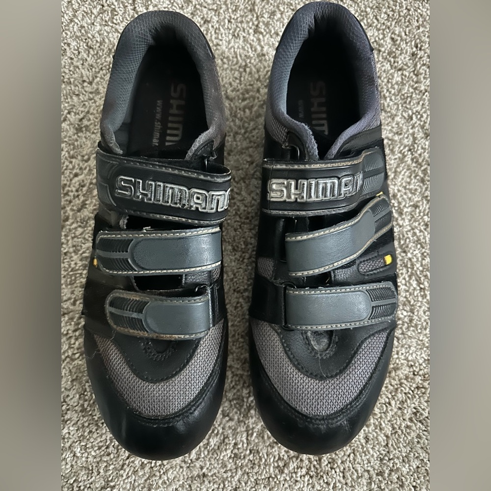 Shimano Black and Gray Cycling Footwear